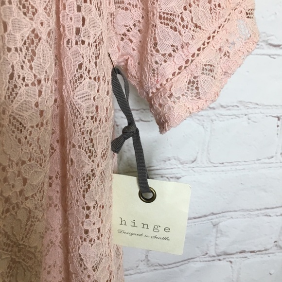 Hinge Dusty Pink Eyelet Pullover Blouse Size Med - Picture 5 of 8